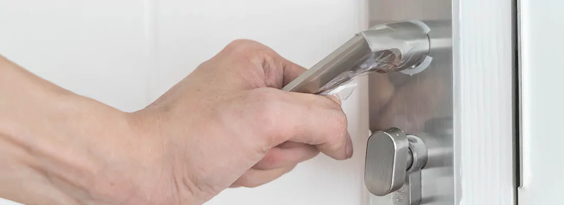 Expert Garage Door Opener Repair and Installation in Country Club, FL